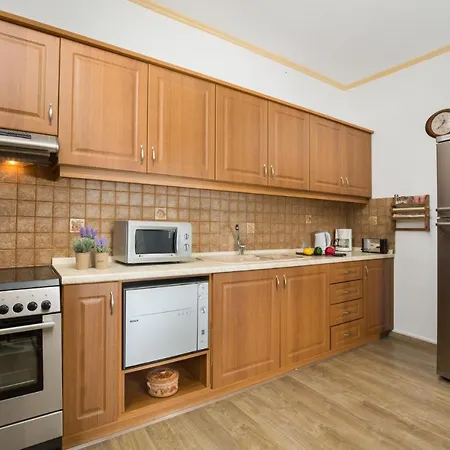 Paramonas Sleeps 4 Pool Air Con Wifi Villa