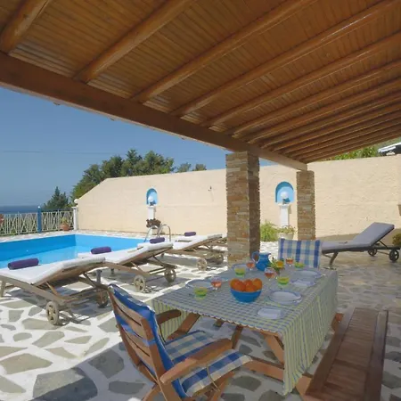 Paramonas Sleeps 4 Pool Air Con Wifi