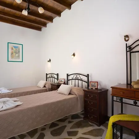 Villa Paramonas Sleeps 4 Pool Air Con Wifi Paramonas (Corfu)