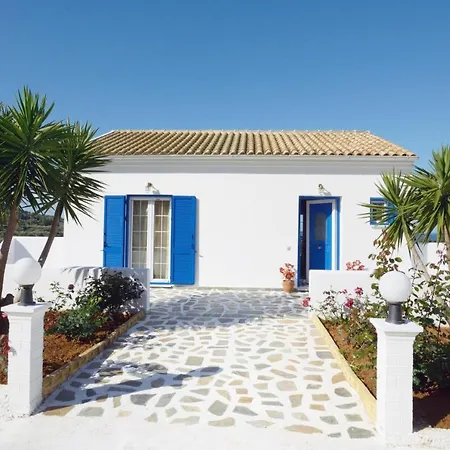 Paramonas Sleeps 4 Pool Air Con Wifi